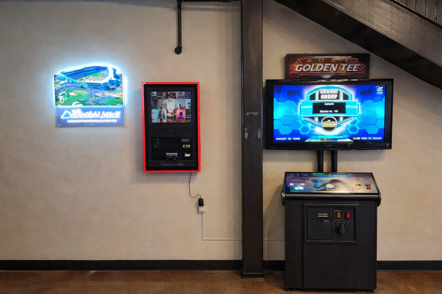 Entertainment corner with neon and arcade - Trident-AV